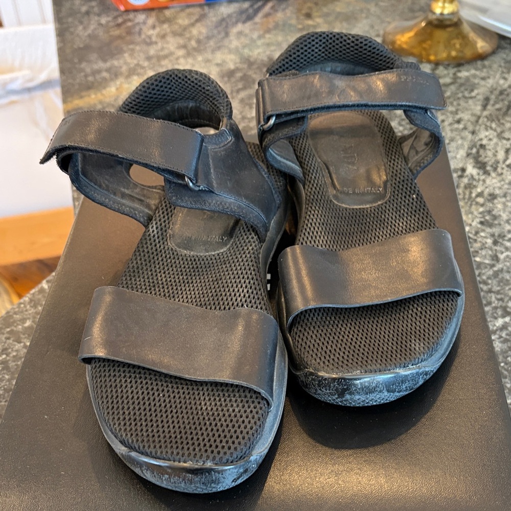 Prada Women’s Black Strappy Open-Toe Comfort Sandals Size 9